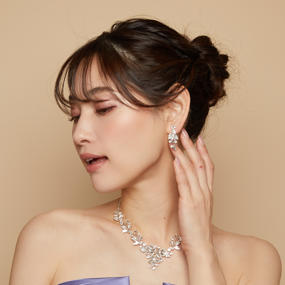 ブロッサムフラワーリーフネックレスイヤリングセット