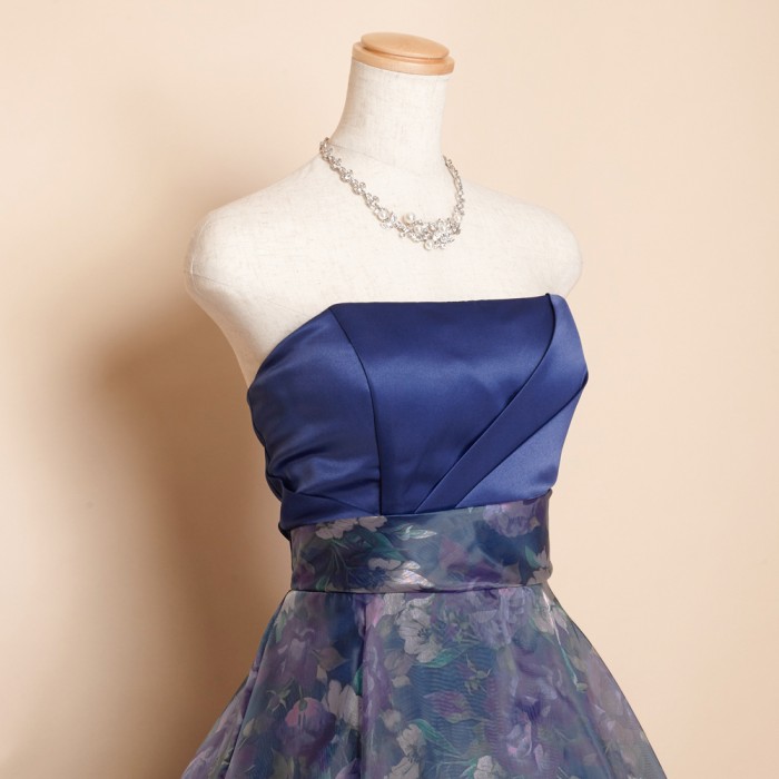 ブルーパープルフワラープリント光沢オーガンジードレス