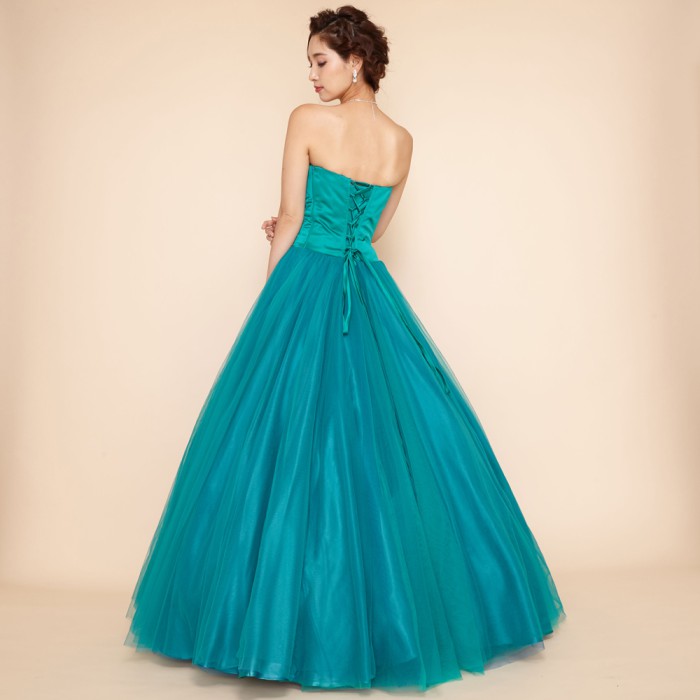 シルク調厚手サテンエメラルドチュールプリンセスラインドレス